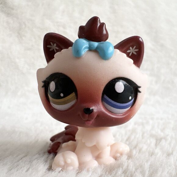Littlest Pet Shop G7 Series 1 #4 Sitting Cat Brown Blue Eyes LPS Kitten - Picture 1 of 5